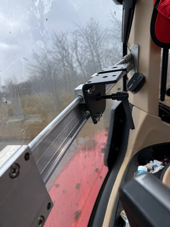 Bracket universal