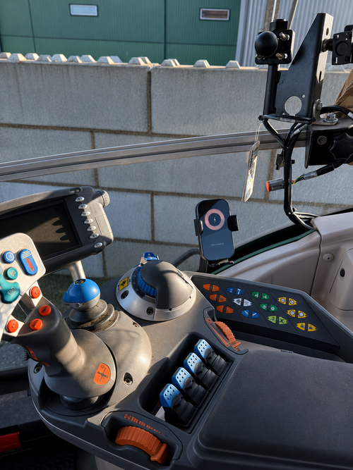 Fendt com 3 