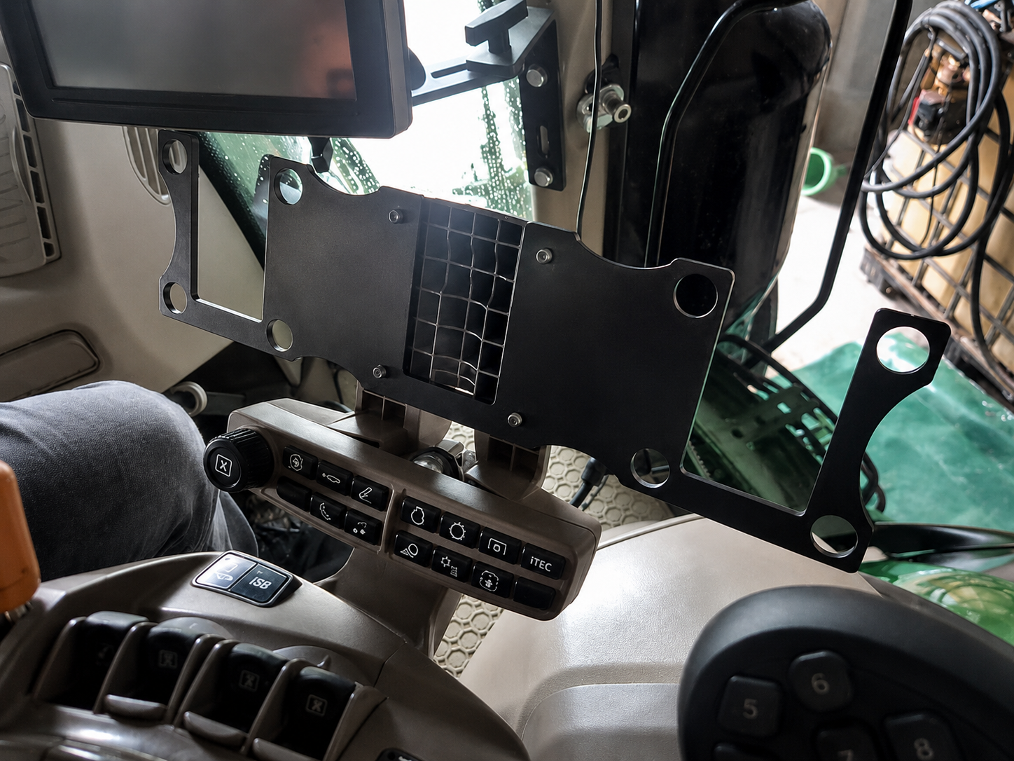 John Deere Double Monitor Mount 3